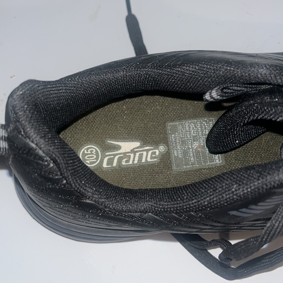 3/$10 Men’s Crane sneakers 10.5 - Picture 3 of 5